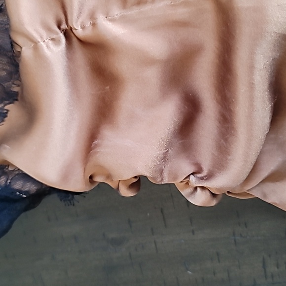 Roberto Cavalli Lace Silk Ruched Top, size IT46 - Picture 9 of 14